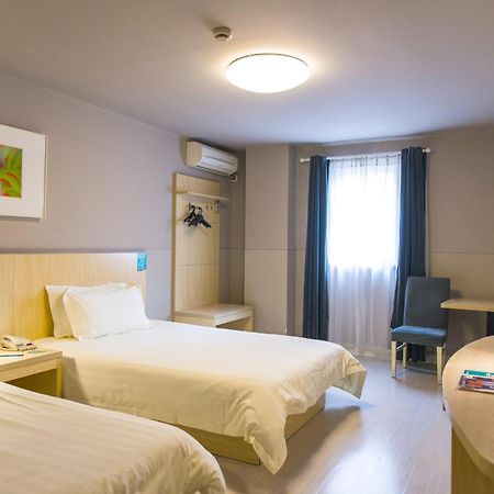 Jinjiang Inn - Shanghai Everbright Convention & Exhibition Center Esterno foto