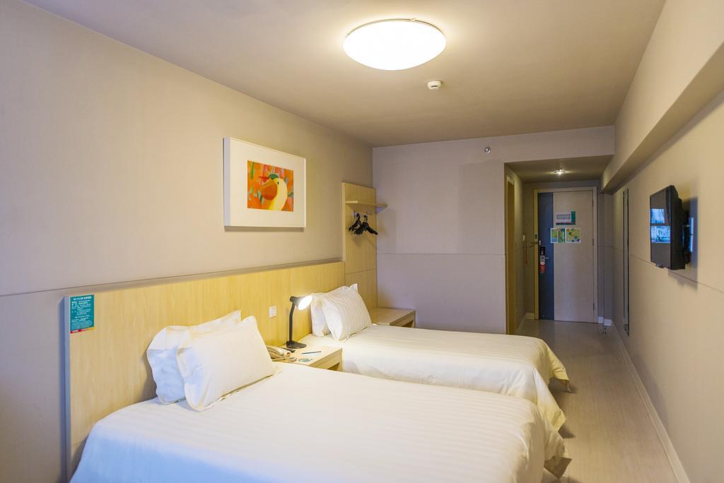 Jinjiang Inn - Shanghai Everbright Convention & Exhibition Center Esterno foto